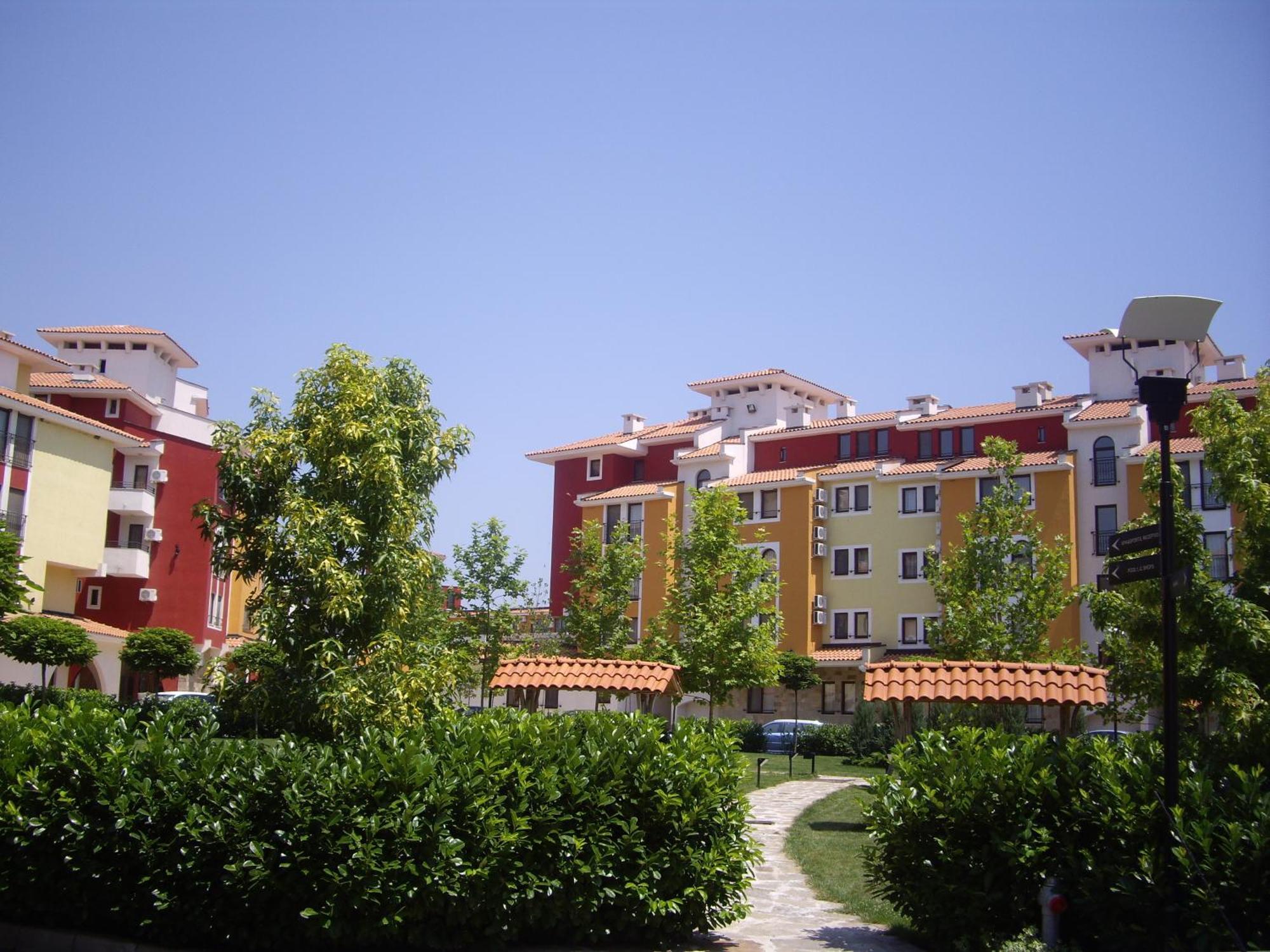 Apartment Deluxe In Marina Cape 4 Stars Complex 33 7 Aheloy
